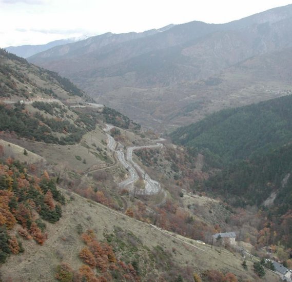 Zig-zags on Andorra approach road