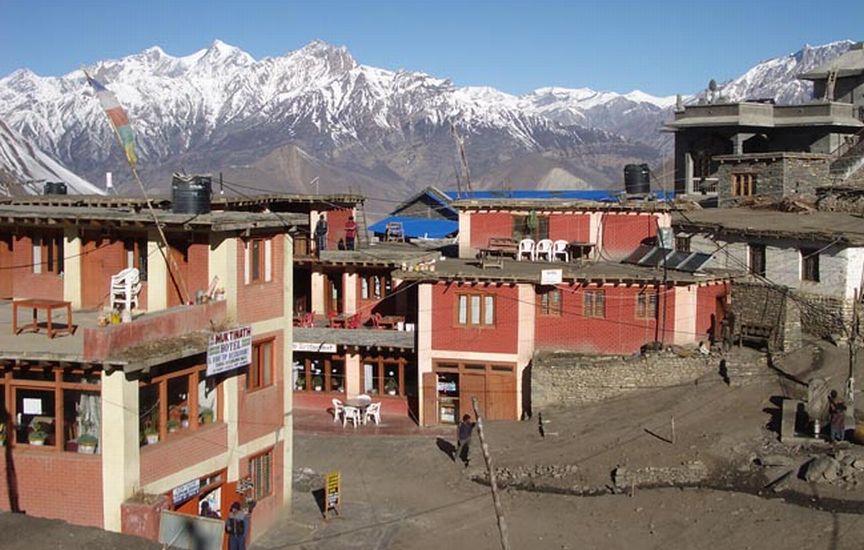 Main Street in Jarkot / Jaricot Village