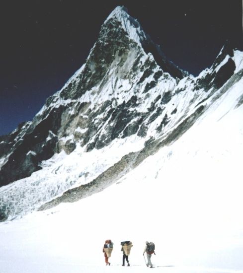 Descending Nare Glacier from Mingbo La beneath Ama Dablam