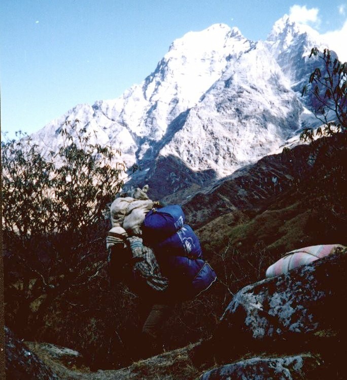 Kusum Kanguru from Zatrwa La on route from Lukla to Hinku Valley