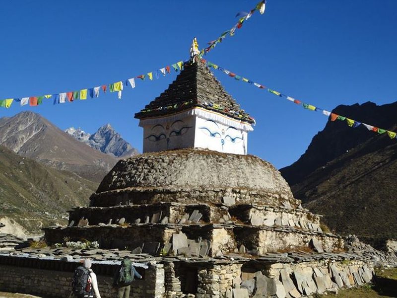 Stupa ( Buddhist shrine )