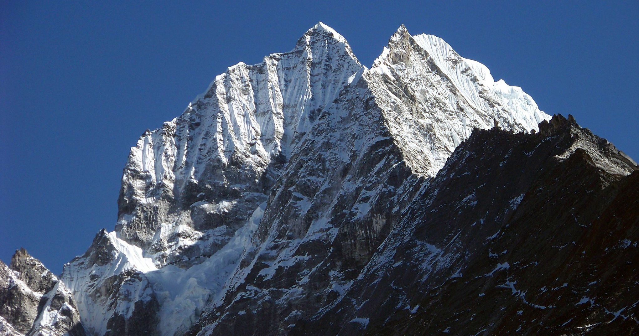 Mount Thamserku