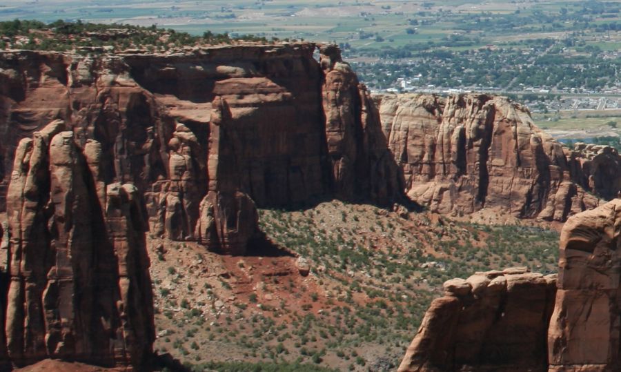 View from Rim Rock Drive of Colorado National Monument