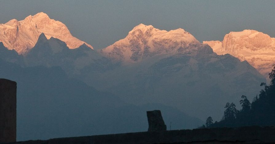 Mount Manaslu, Thulagi Chuli and Peak 29 / Ngadi Chuli