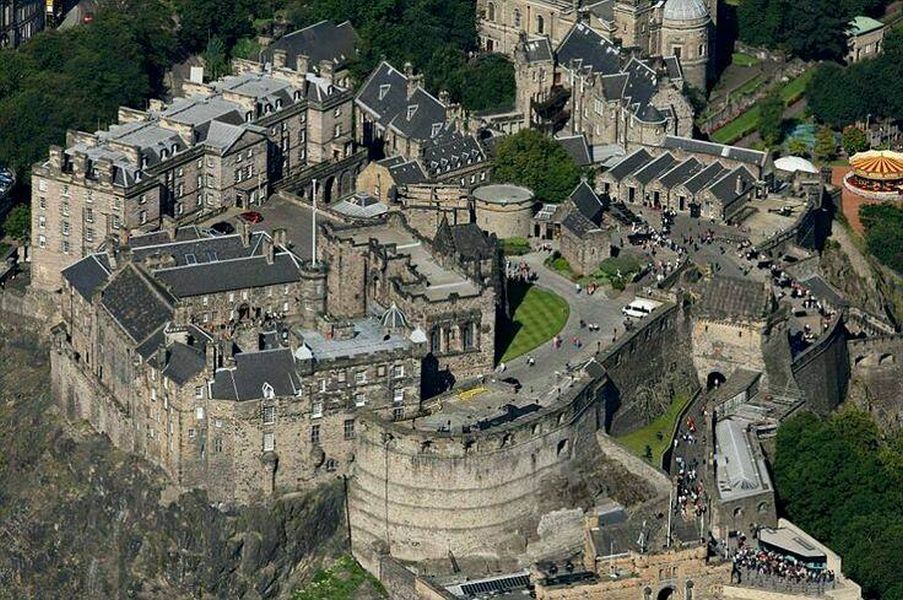 Aerial view of Edinburgh Castle