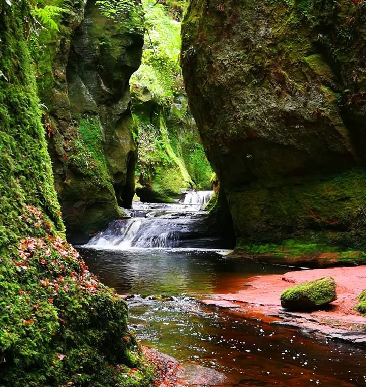 Falls on Carnoch Burn in Finnich Glen