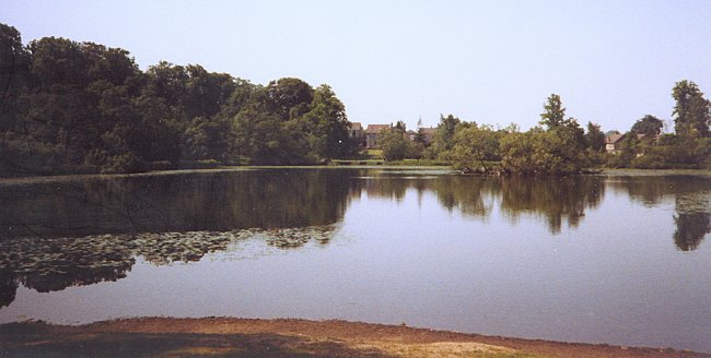 Kilmardinny Loch in Bearsden