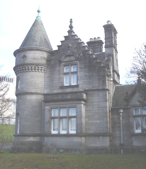 Gatehouse of Overtoun House