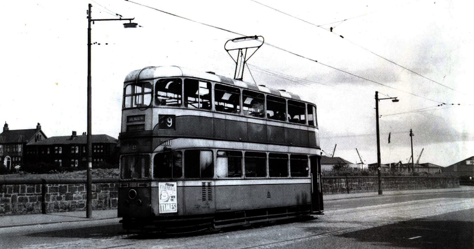 Tram at Auchenshuggle