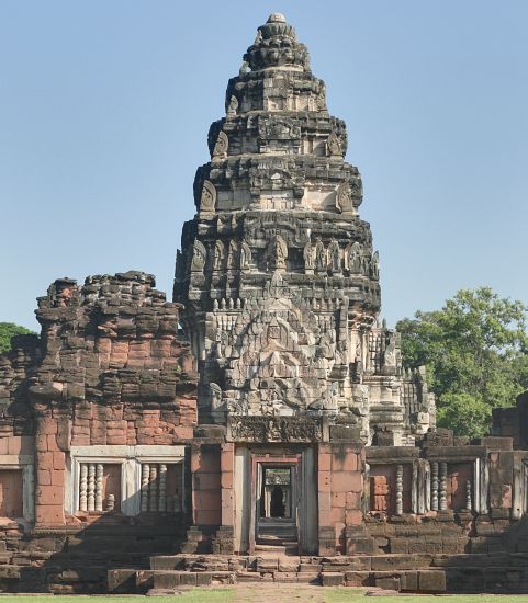 Prasat Hin Phi Mai - Khmer Temple in Northern Thailand