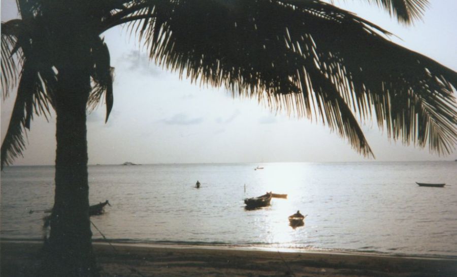 Sunset at Hat Yao on Pha Ngan Island in Southern Thailand