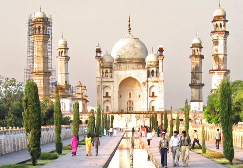 Bibi Ka Maqbara in Maharashtra